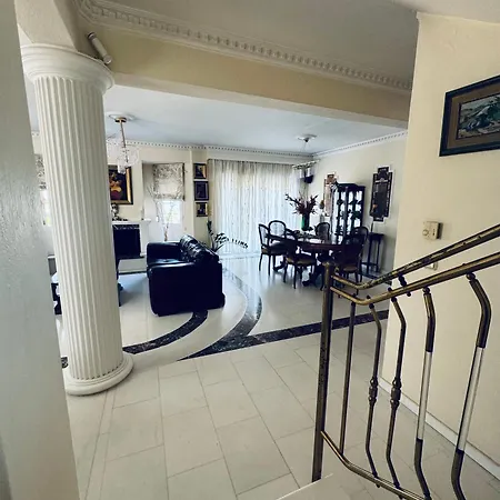 Maria'S Villa *